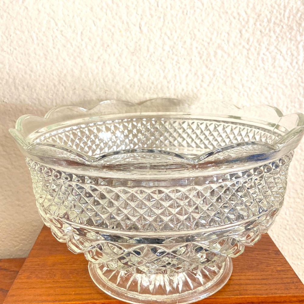 Vintage 60s Pressed Glass Ornate Salad Bowl EAPG